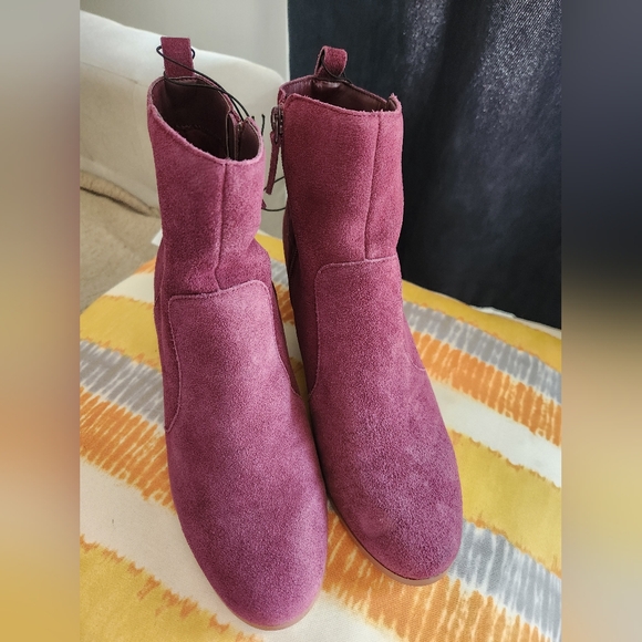 Violet and Red Jayjay boots - Picture 5 of 7